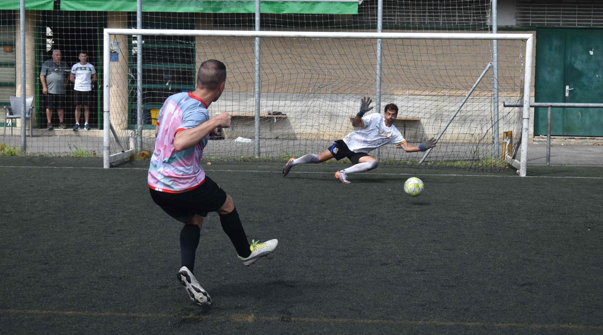 Deabru Gorriyak txapeldun, presoen aldeko futbitoan