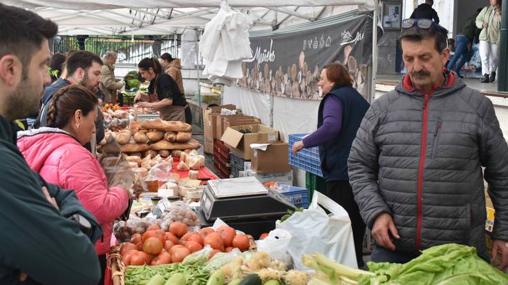 Ilarraren azoka berezia jarriko dute gaur  Foru Plazan, jardunaldiak borobiltzeko