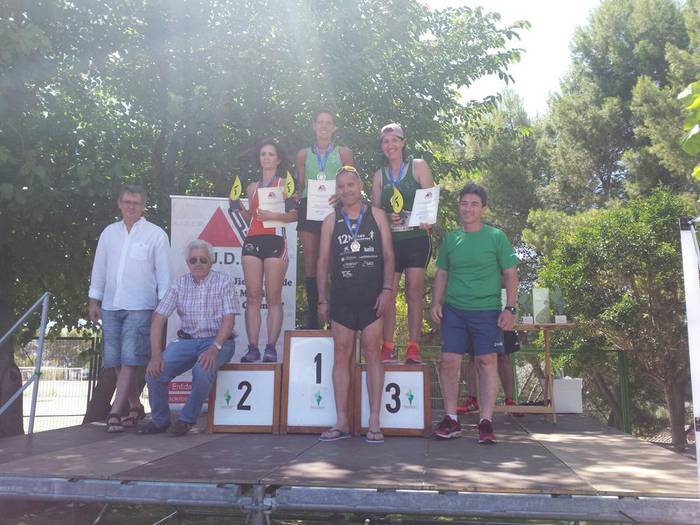 Esnaola ahizpak lehenengo eta hirugarren, Jaeneko Maratoian