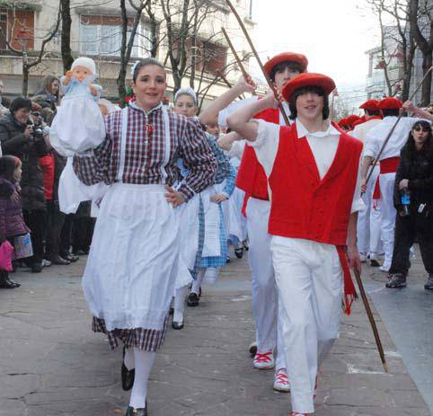 Iñude eta Artzainek hartuko dituzte kaleak gaur.