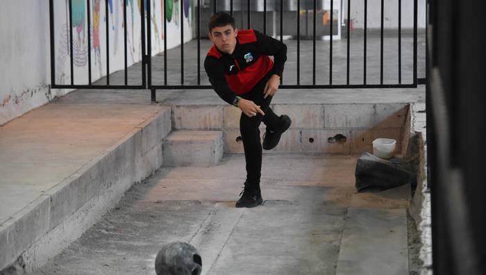 Txapeletik bost brilara geratu da Ur Mia, Taldekakoaren finalean