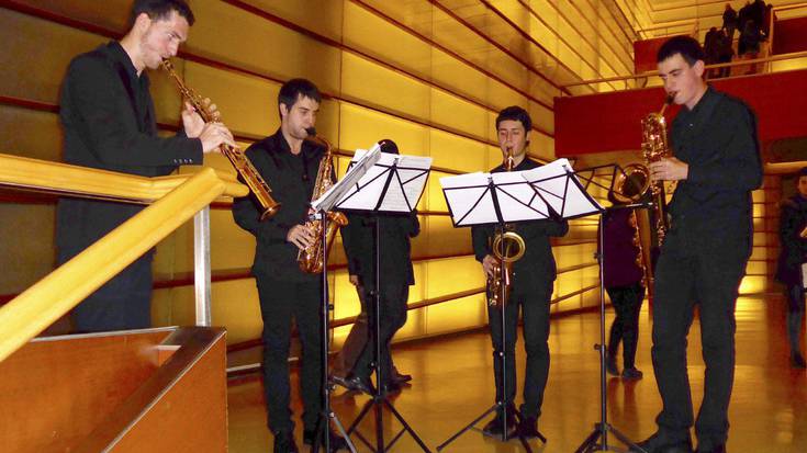 Jazz doinuak gaur, Easo Jazz Orkestra eta Zero Sax Quartet taldeen eskutik