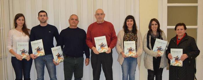 ‘Mozoloaren bidea’, armeniarrez eta euskeraz