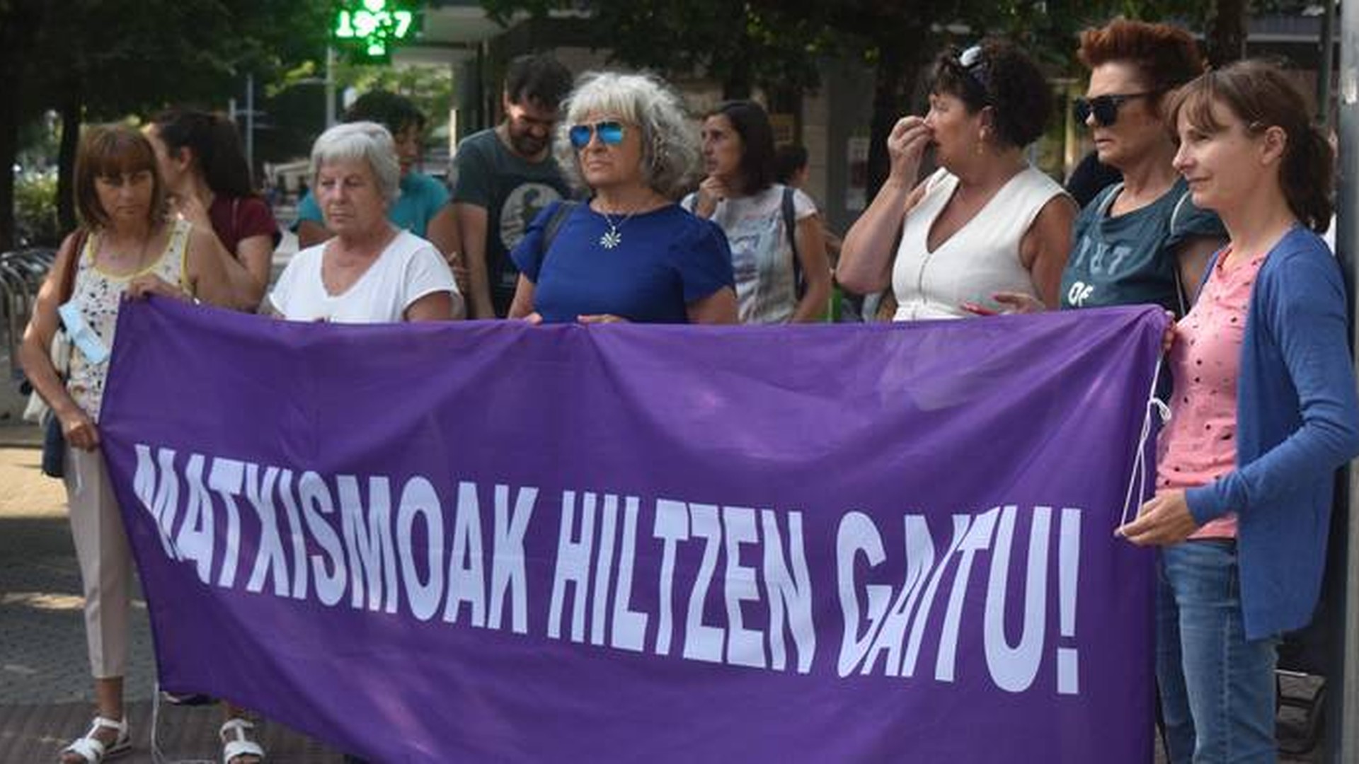Elkarretaratzea gaur, Lapurdiko erailketa matxista salatzeko