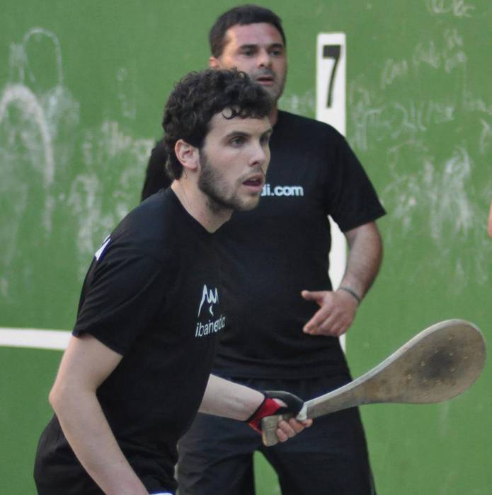 Final haundiak, gaur