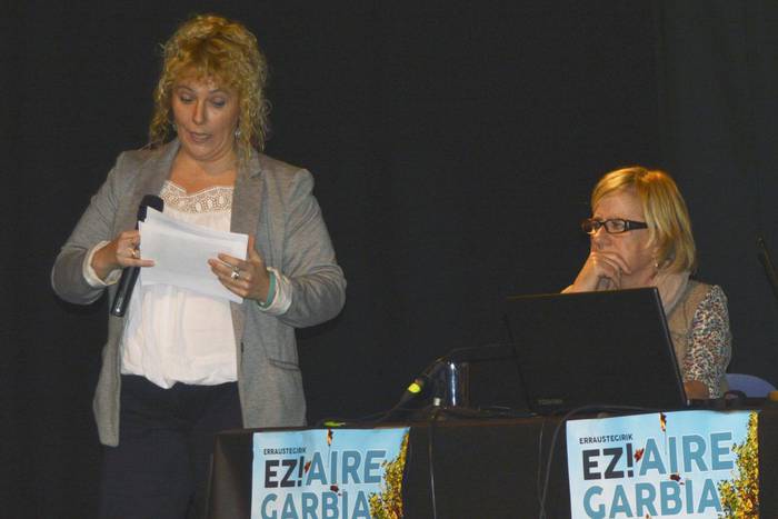 «Errauste planta eraikitzeko egin zuten arkitektura erori egin da» 
