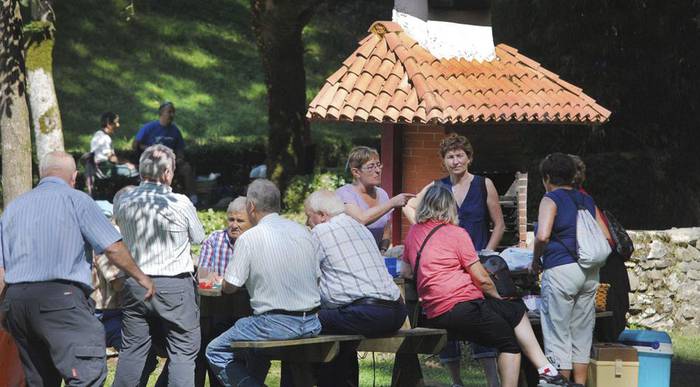 Ateak zabalik gaur, Artikutza