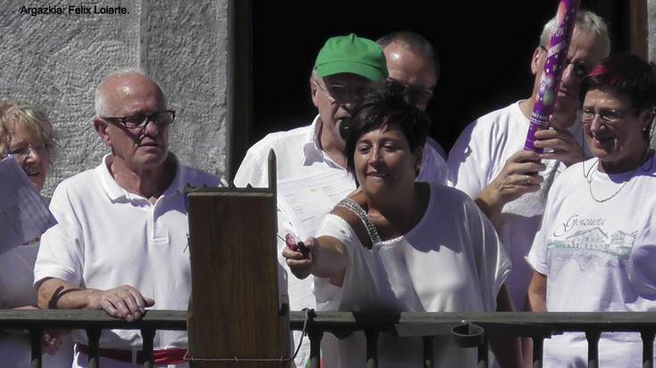 Iragana eta etorkizuna bat, orainaldiko fiestatan gozatzeko
