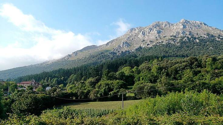 Eibar eta Elgeta artean, mendi, baso, eta landa-herriak ezagutuz