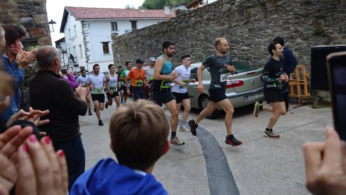 Izenemateak agortuta, 250 korrikalarik gozatuko dute gaur Goizuetako mendi inguruez