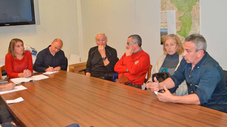 Komisio bat bilduko da hilero, gimnasioko arazoak tratatzeko