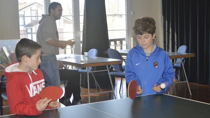 Air hockeya,  futbolina, Crazy taxi... kultur etxean