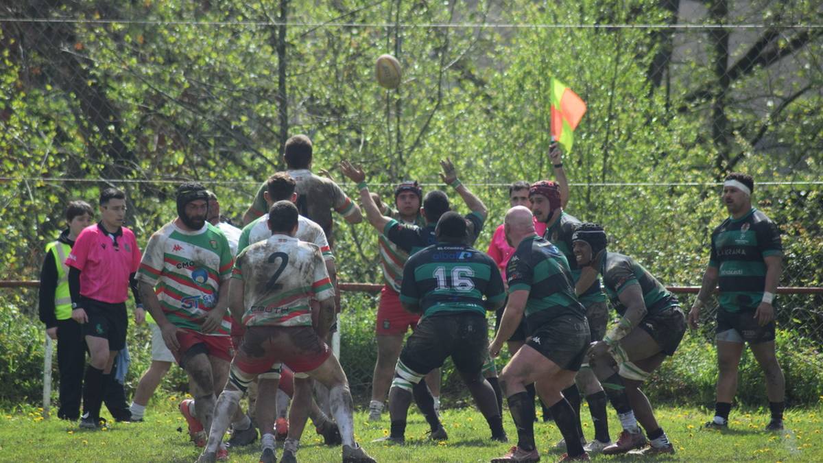 Hernaniren eta Gernikaren arteko derbi ikusgarria, iruditan