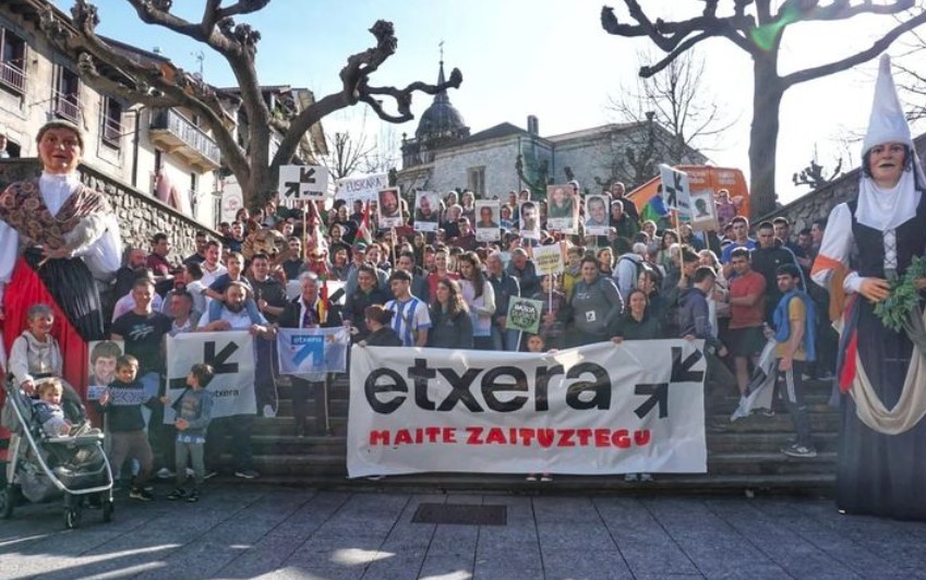 PSE-EEk salatu du presoen aldeko manifestazioa egitarauan sartzea