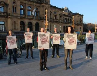 «Klase borroka hedatzeko» deiarekin  greba orokorrera batu da EHKS