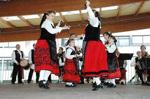 Extremadurako kutixiak eta folklorea bertatik bertara