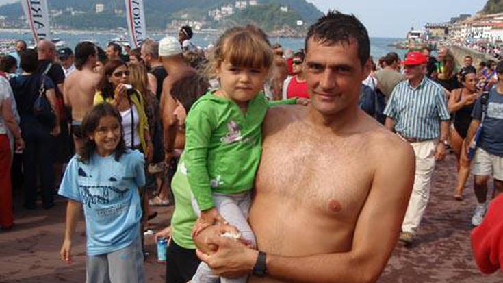 Luis Goñi irabazle Donostian, hiru igeriketa frogatan