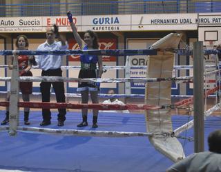 Zazpi borrokako boxeo belada, kiroldegian