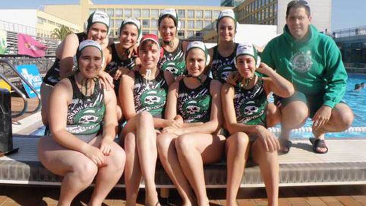 Hernani bigarren, waterpoloko Federazio Kopan. 