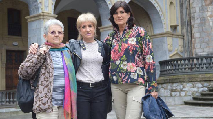 «Eskatzen duguna da ume  adoptatuek DNA probak egitea; horrek lagunduko digu jakiten egia»
