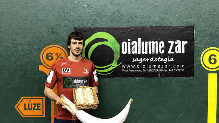 Zubiri eta Barrenetxea IV elkarren aurka, finalerdian