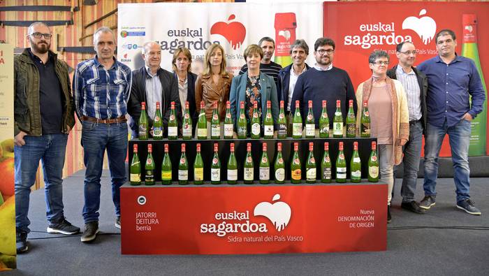 Aurreneko botilak merkatuan, Euskal Sagardoa deiturarekin