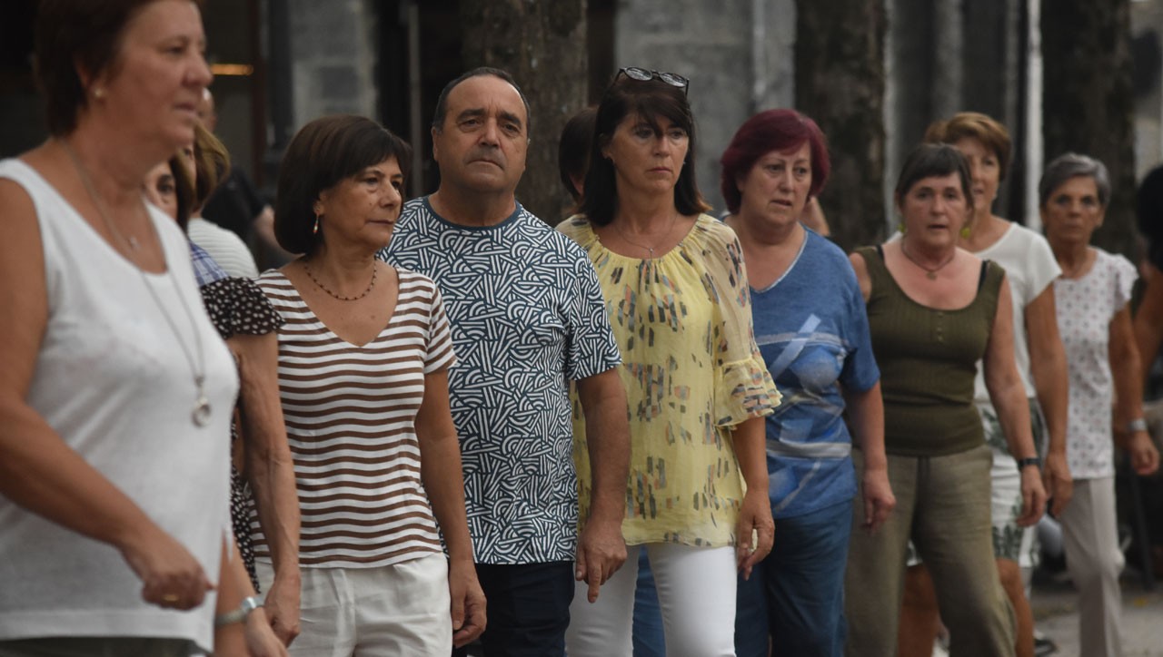 Erromeria eta kalez kale kantari, gaur