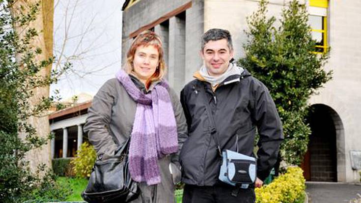 Kistiñe Lujanbio eta Urtzi Errazkin
Gurasoak, gelaburuak, eta Organo Goreneko kideak
«Langilek ez du deskartatzen fusioa, 
baina inposizio moduan iritsi da agindua»