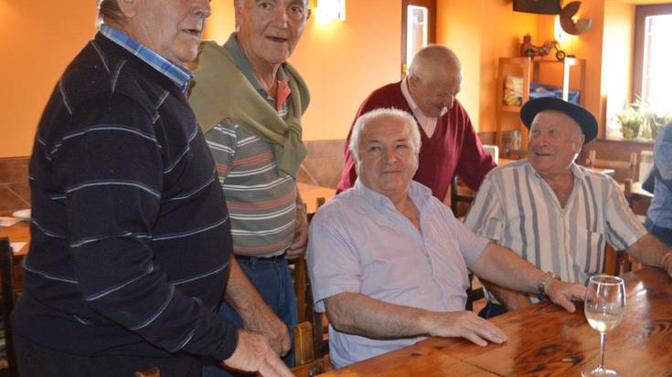 Kirola eta bertsoak, Santio ospatzeko
