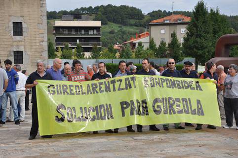 Erantzunik jaso ez dutela-eta, mozioa aurkeztuko dute Gureolako langileek Plenoan