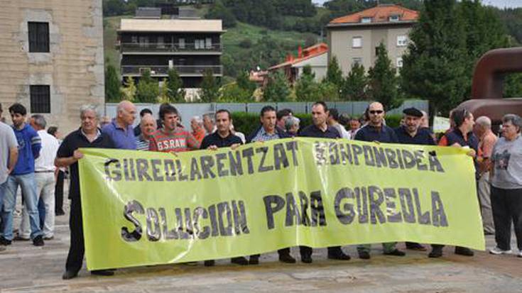 Erantzunik jaso ez dutela-eta, mozioa aurkeztuko dute Gureolako langileek Plenoan