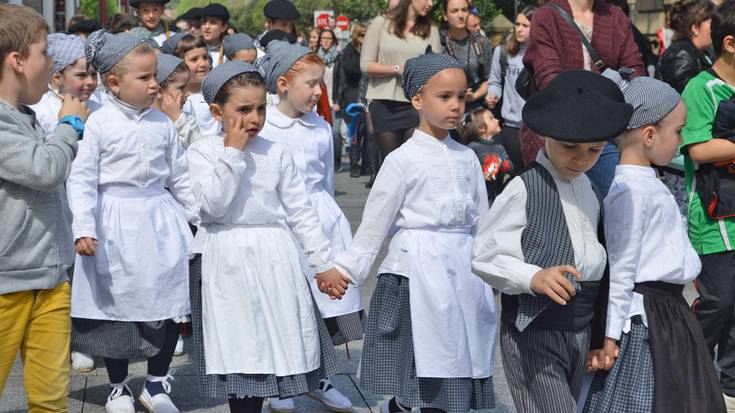 Musika eta dantza nagusi, apirileko  ekintzen agendan
