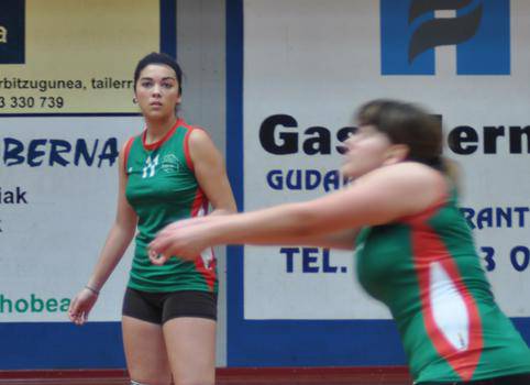 Hernanik irabazi Getxori, eta uste baino errazago