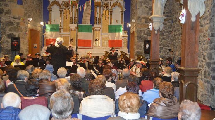 Toscana, Firenze edota Venezian barrena bidaia, txoritxoari segika