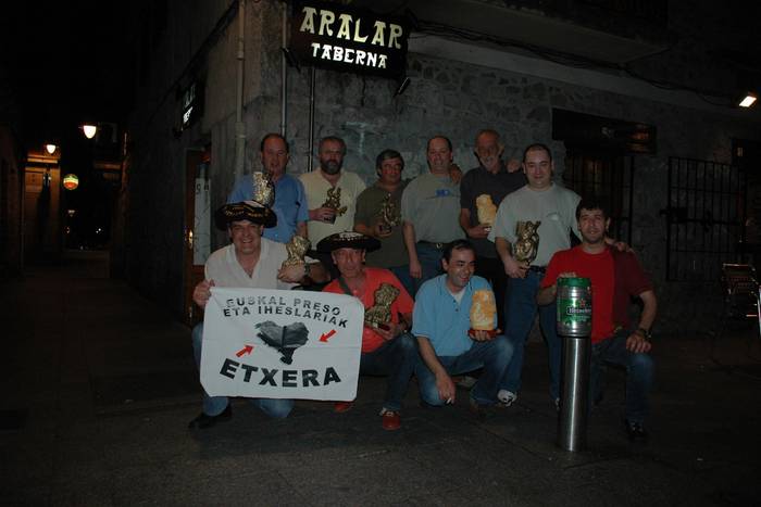 Enbido eta hordago Aralarren