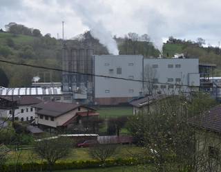 Epelen produktu kimikoak biltegiratzeko proiektuari lizentzia ukatzea eskatu du Ereñotzuko Auzo Udalak