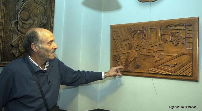«Erretiroa hartu dut; arotza naiz ofizioz, eta hortik datorkit afizioa»
