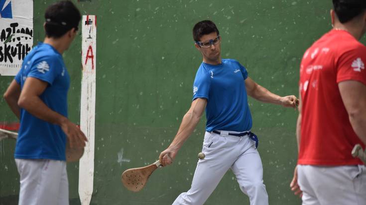 Gaurtik aurrera hiru partidu arratsaldero, Tilos 7 Pasa txapelketan