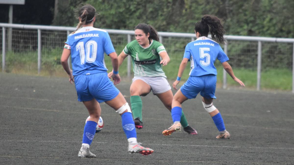 Garaipenik ez dute lortu bailarako talde nagusiek