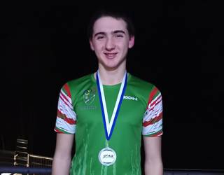 Ortzi Moralek zilarrezko domina, eta Irati Mugikak CDHko marka