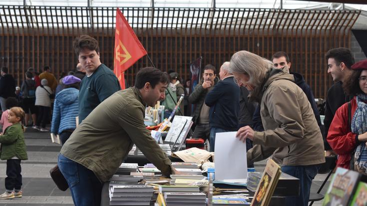 «Inoiz baino jende gehiago hurbildu zen  azokara, parte hartzeko gogo haundiarekin»