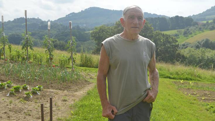 «Egun seinalatua zen San Inazio; denak Santa Barbarara igo, eta hutsa geratzen zen herria»