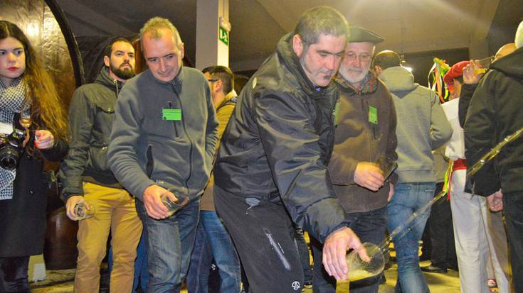 Asteazkenean aurreneko txinparta, sagardo berriak