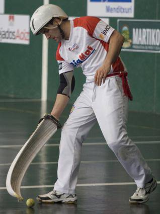 Matxin III eta Urrutia, mirari bila, finalean