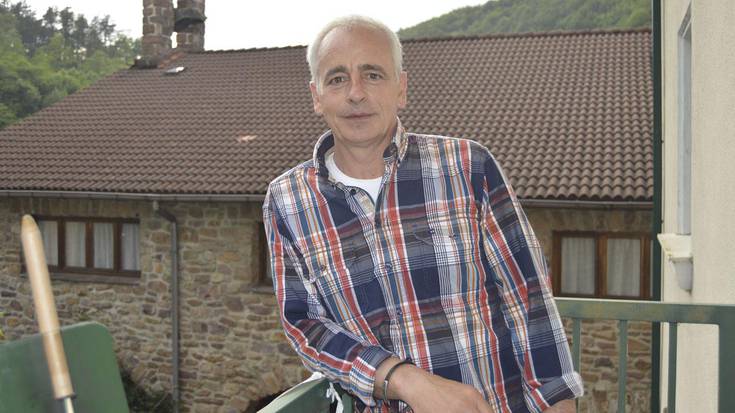 «Gora San Antonioak!  Ondo pasa eta disfrutatu»