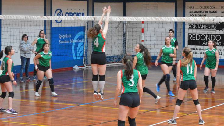Hirutik bi irabazita, boleibol taldekoek