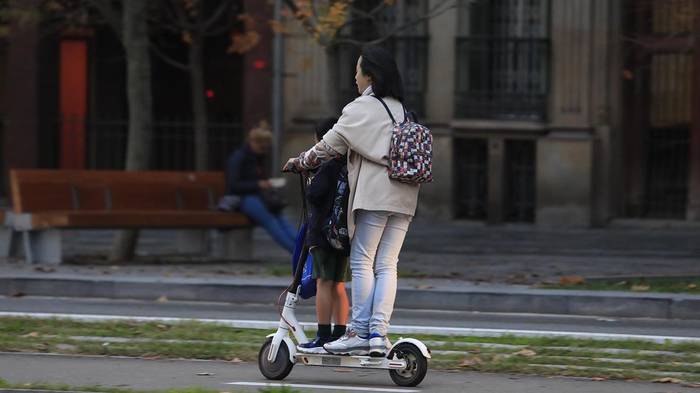 «Patinete elektrikoen ­erabilpena arautzeko lan ­taldea proposatzen dugu»