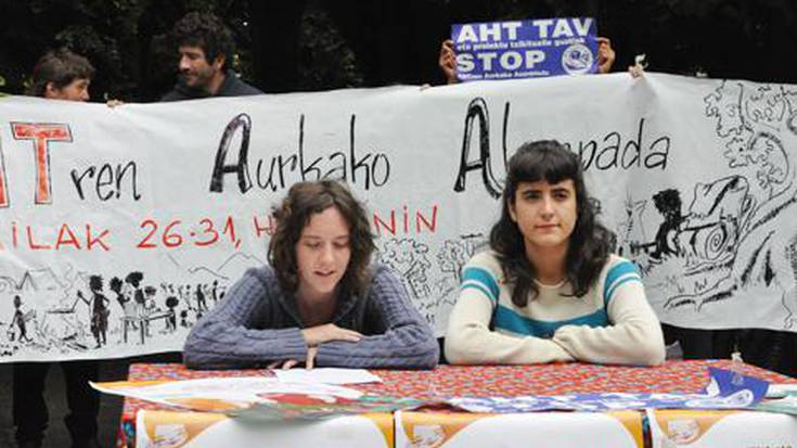 Sei eguneko akanpada, AHTren kontra