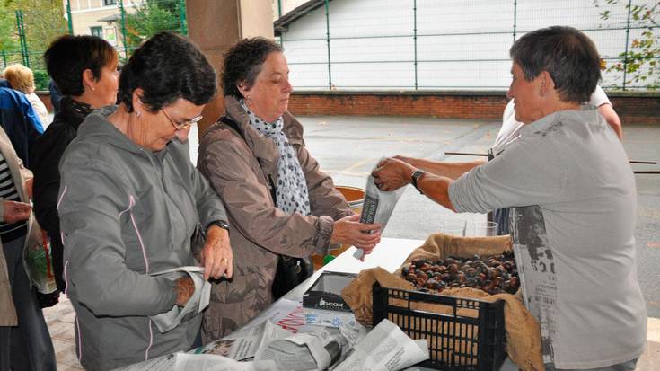 Ekitaldiak barra-barra, azarora bitartean