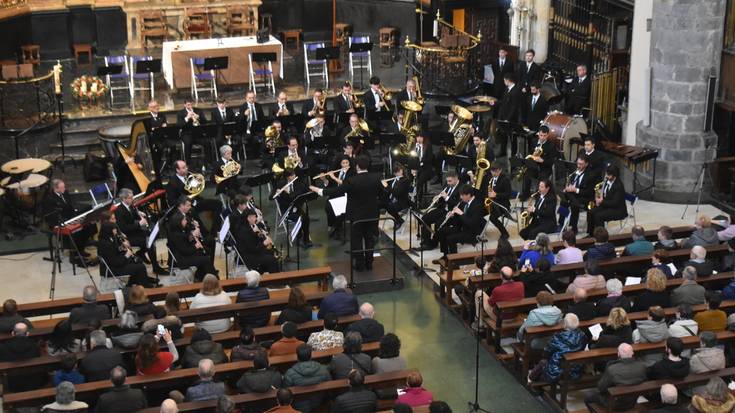 Hernaniko Musika Bandaren Gabonetako kontzertua, San Joan Bataiatzailea parrokian